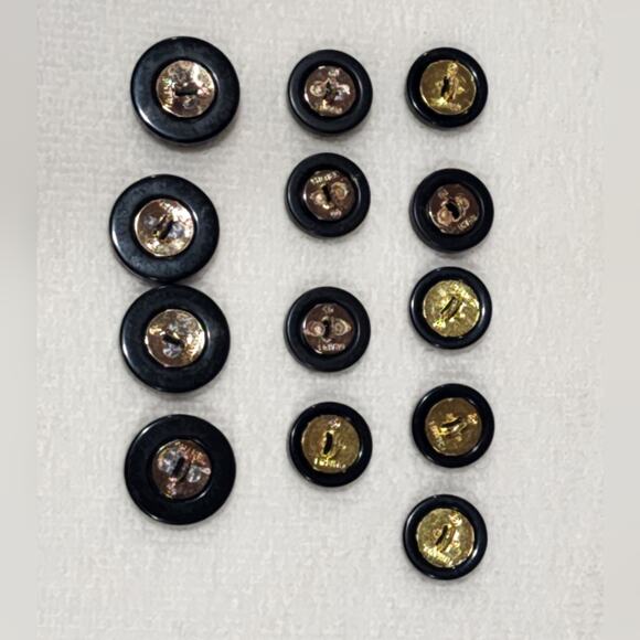 Chanel Black Gold Necklace - Picture 7 of 10